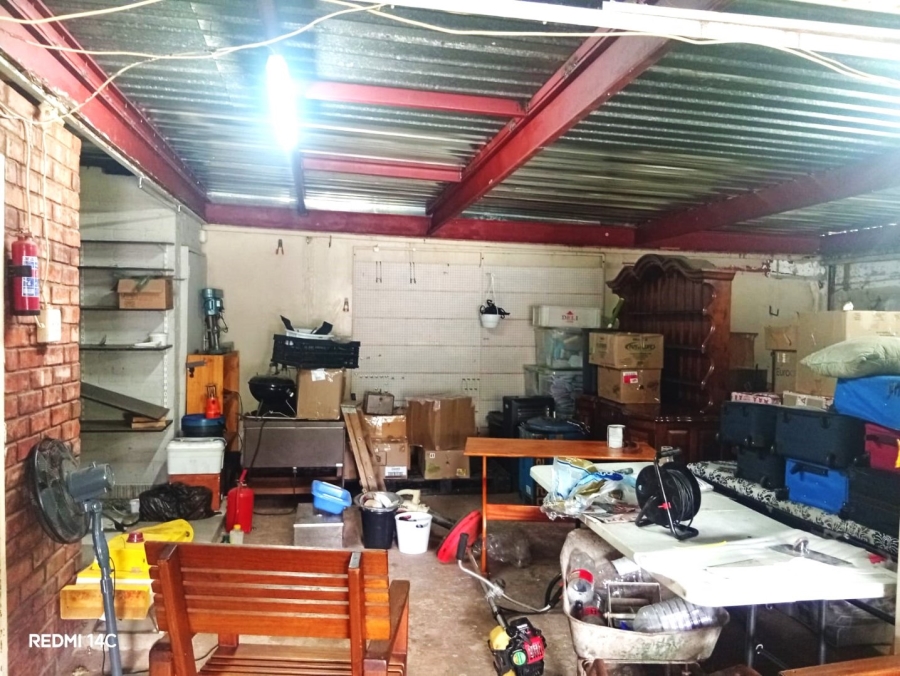 5 Bedroom Property for Sale in Universitas Ridge Free State